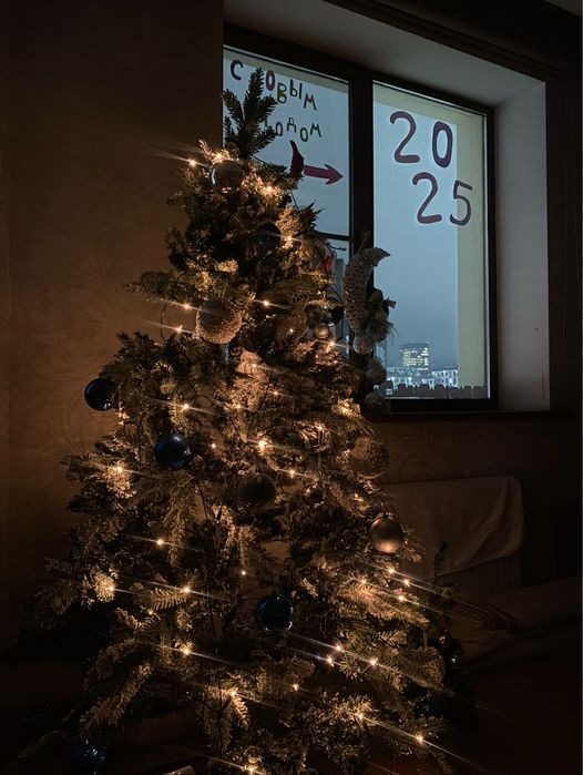 Продам Елку заснеженную