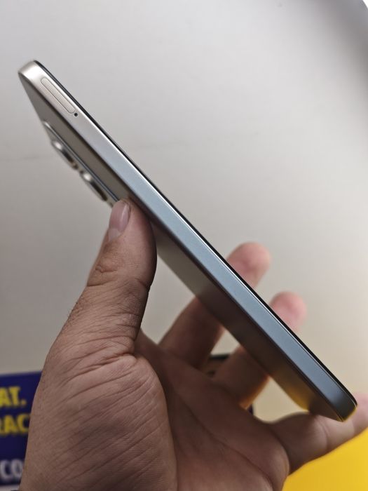 Redmi 15 256 Gb  +8 Ram