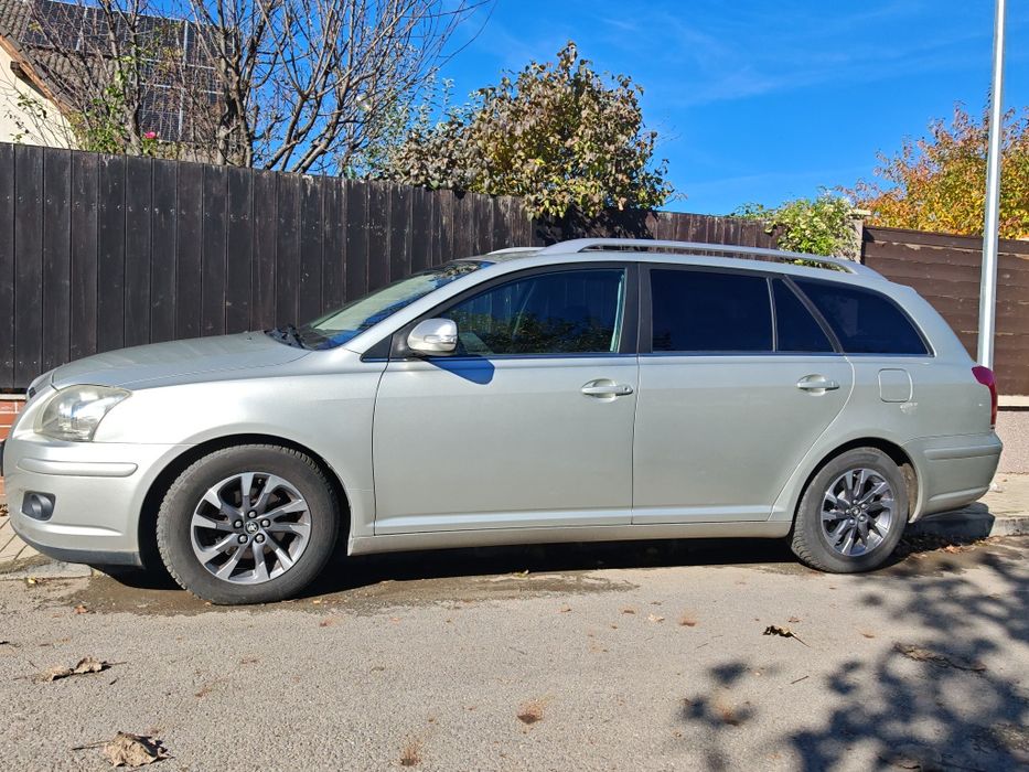 Toyota Avensis 1.8 benzina motor aspirat
