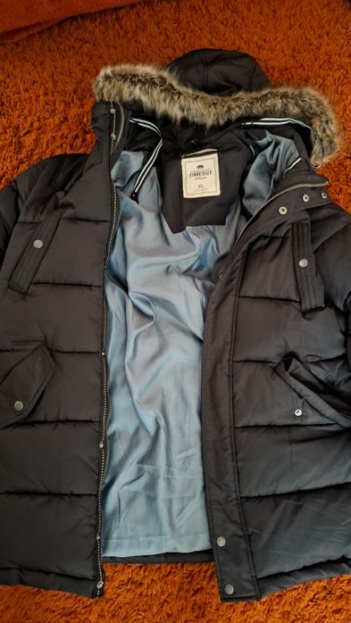 Vând geacă nouă Timeout Los Angeles – mărimea XL