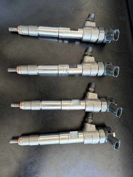 Injectoare si pompa noi 1.5dci dacia/renault/nissan