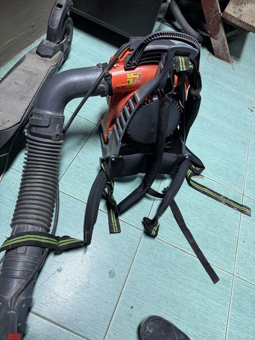 Suflanta de frunze oleo-mac bv270 bo