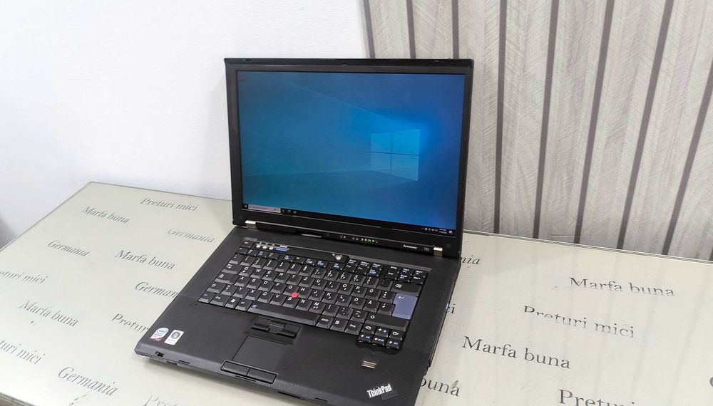 Laptop Lenovo T61 - functional, instalat