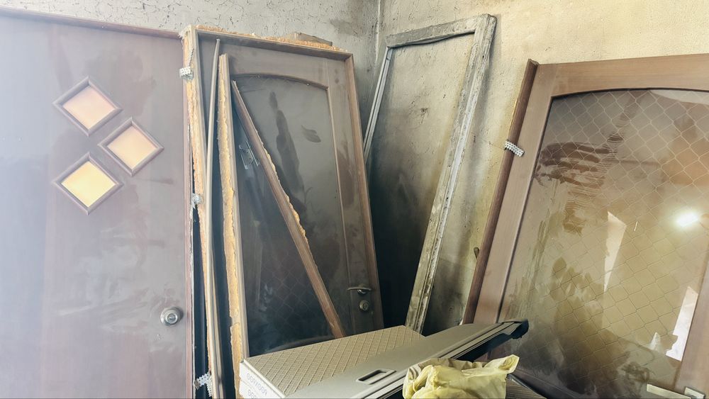 Двери б/у межкомнатные недорого