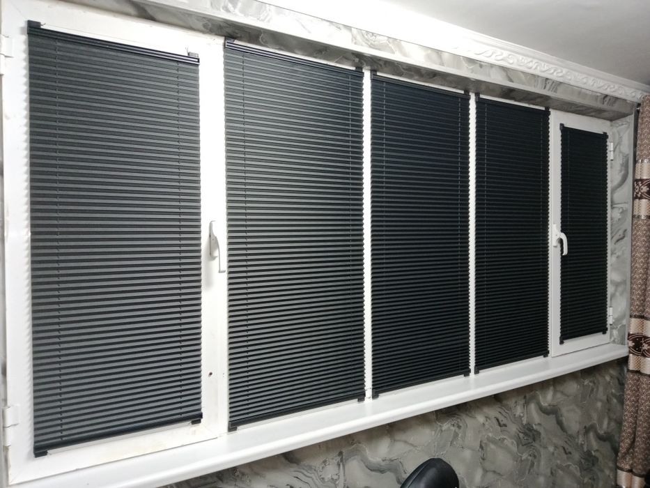 Jalyuzichi qizdan jalyuzi