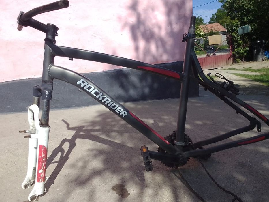 Vând cadru bicicleta rockrider