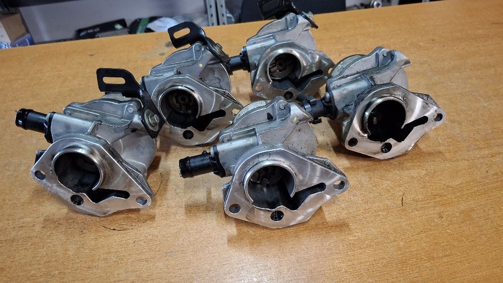 Pompă vacuum Dacia Logan Renault Nissan 1.5 dci Euro 5