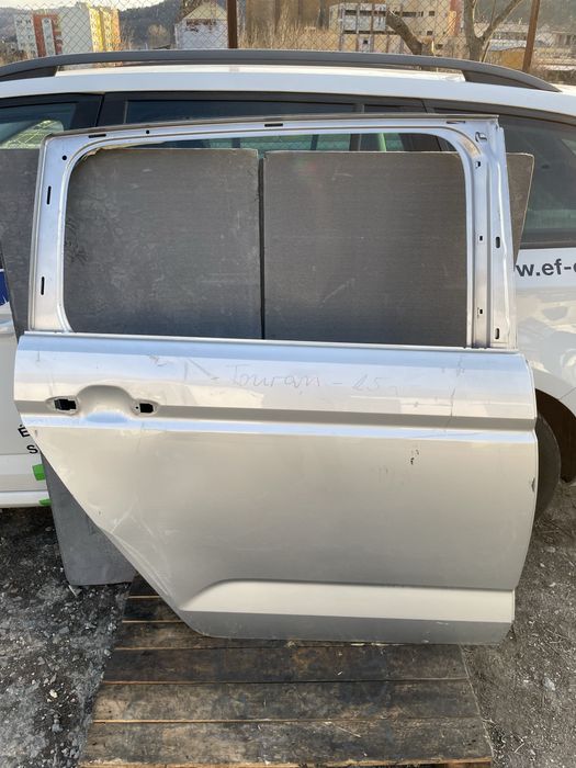 Задна лява врата за VW Touran Фолксваген Тауран 2015г-