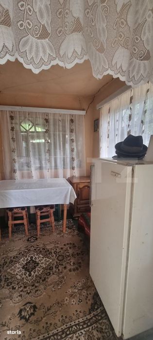 Casa cu doua corpuri