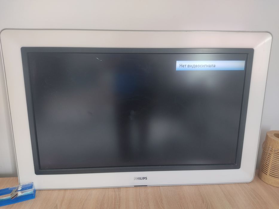 Philips  телевизор