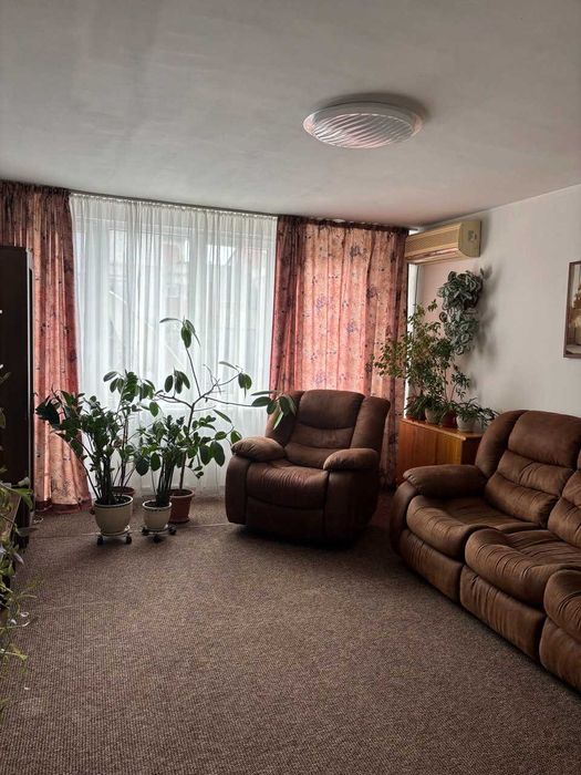 Дава се под наем Двустаен апартамент в София, Оборище - 64 кв.м за 518.67 € - Снимка #4