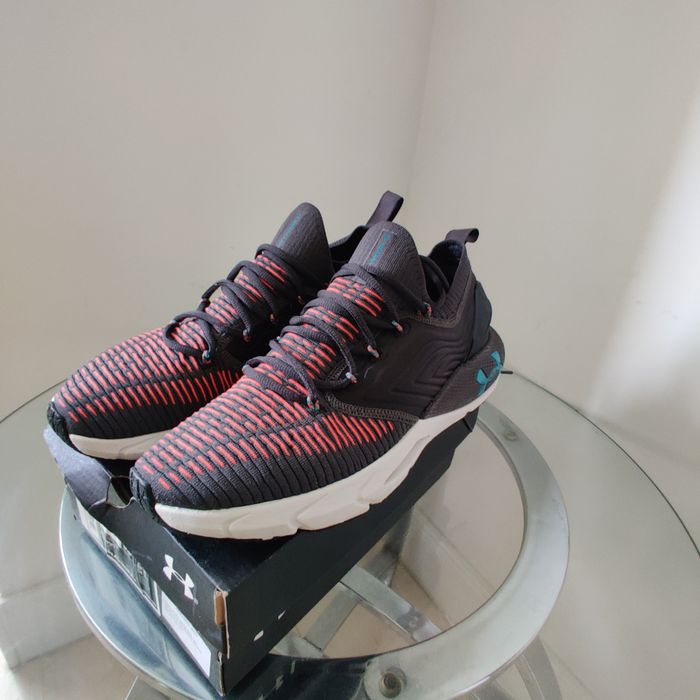 Under Armour Маратонки за бягане Ua Hovr Phantom 2