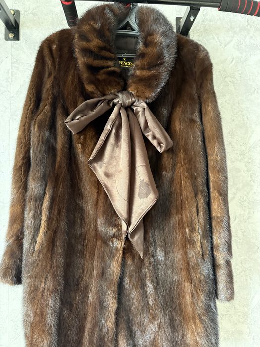 Продам норковую шубу