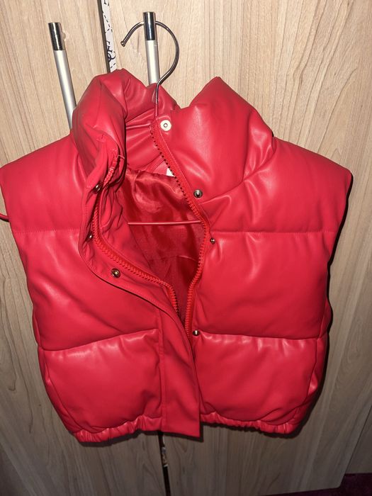 Vesta piele rosie