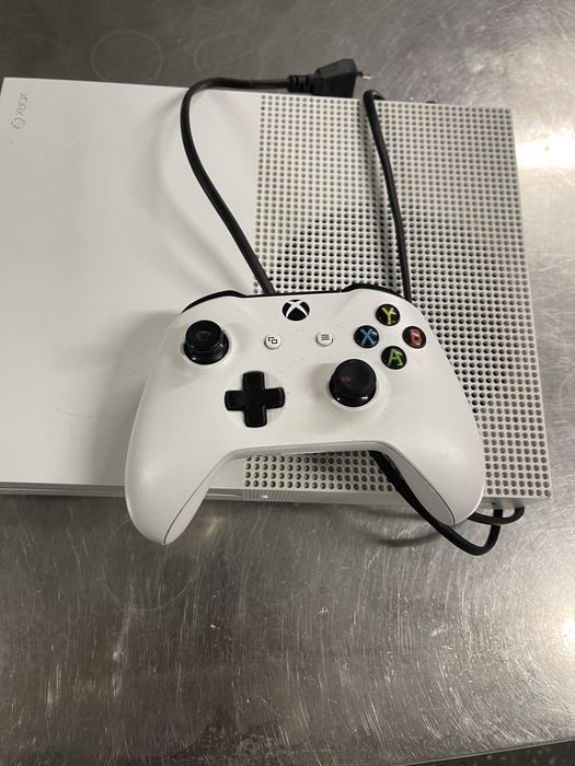 Vand xbox cu jocuri