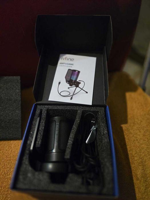 Microfon Fifine A6V Black Rgb