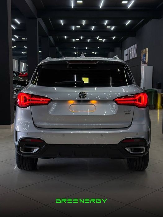 MG HS / Trophy 300 TGI