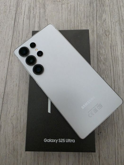 Samsung S25 Ultra
