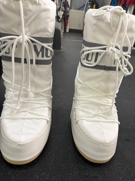 Moon boots for sale