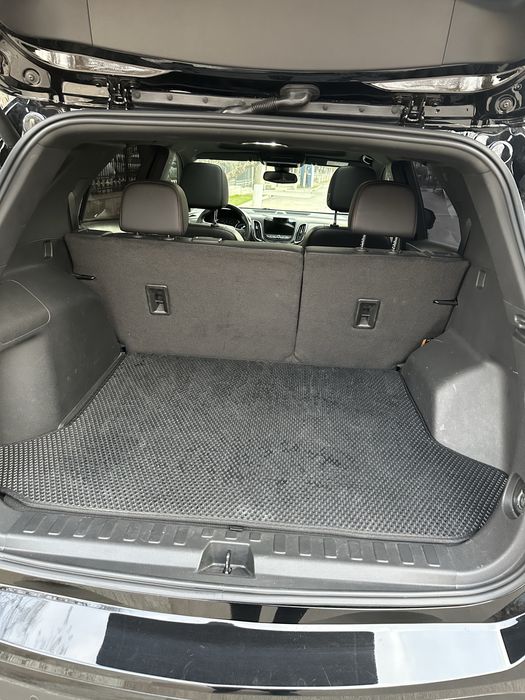 Ўзимга тегишли автомабилни сомоқчиман ранги  ранги қора