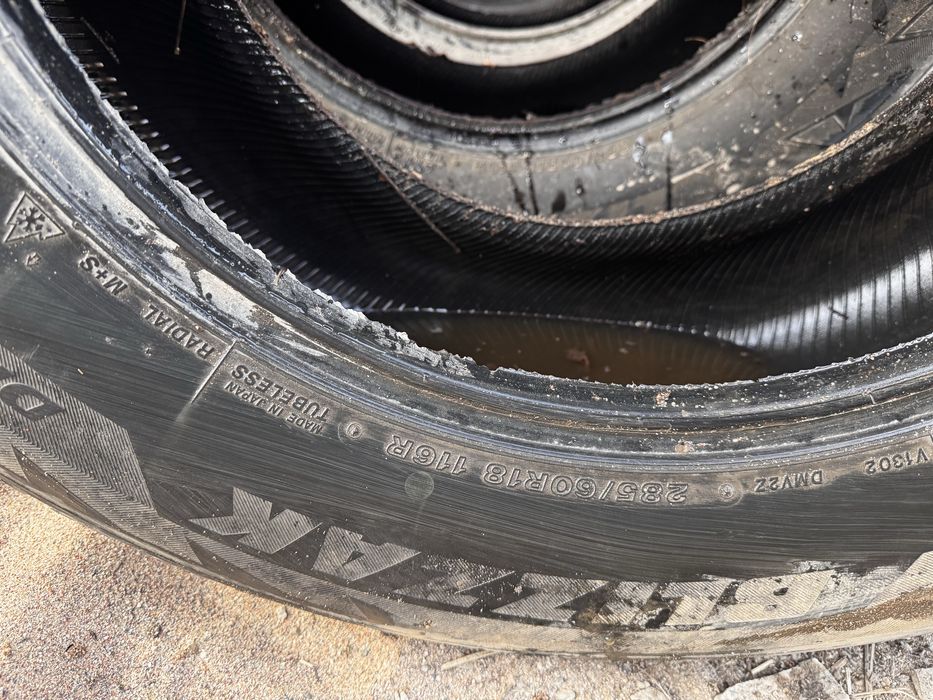 Продам б/у шины 295/60r18 116R