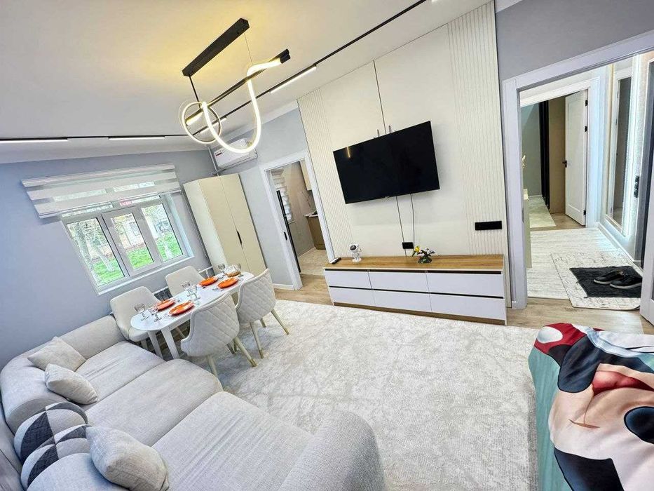 Продам 2-х комнатную с новым ремонтом.Чиланзар-8 квартал