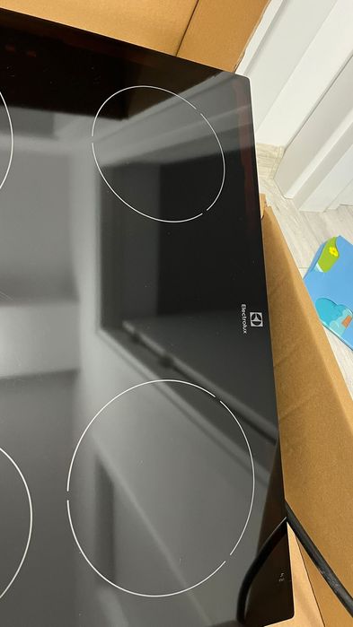 Plita inductie Electrolux