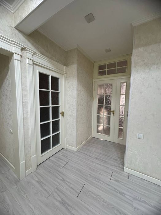 Продается 4-х ком. квартира евроремон