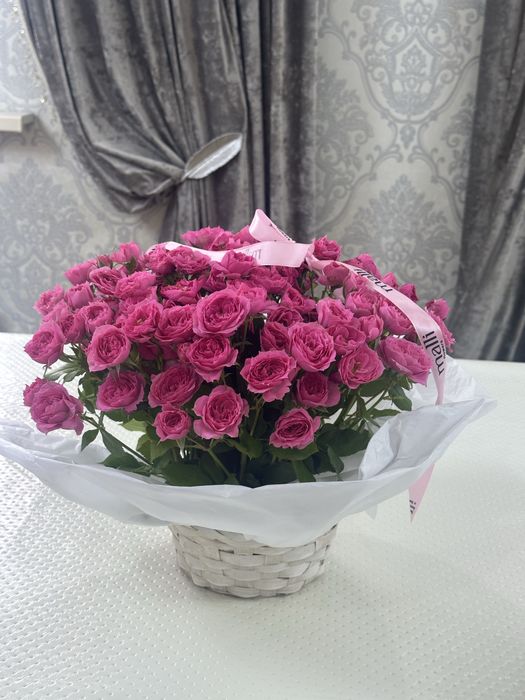 Корзина цветы розы