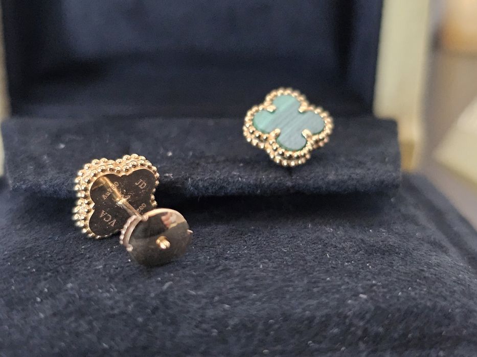 VAN CLEEF & ARPELS Sweet alhambra обици с малахит