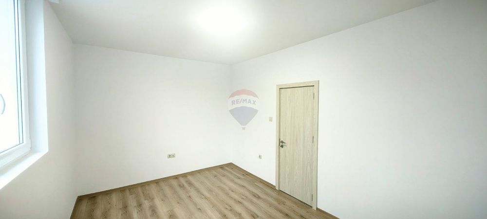 Апартамент с две спални, Базар Левски, ЙГ