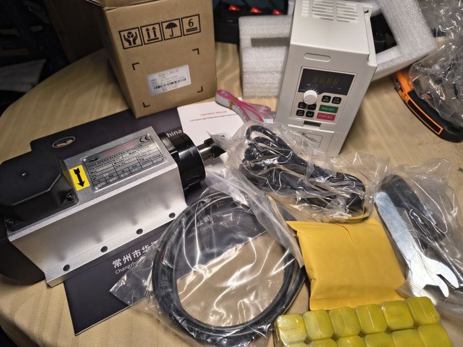 Комплект CNC шпинделен мотор, 220V, 1.5KW, ER16, въздушно охлаждан ква