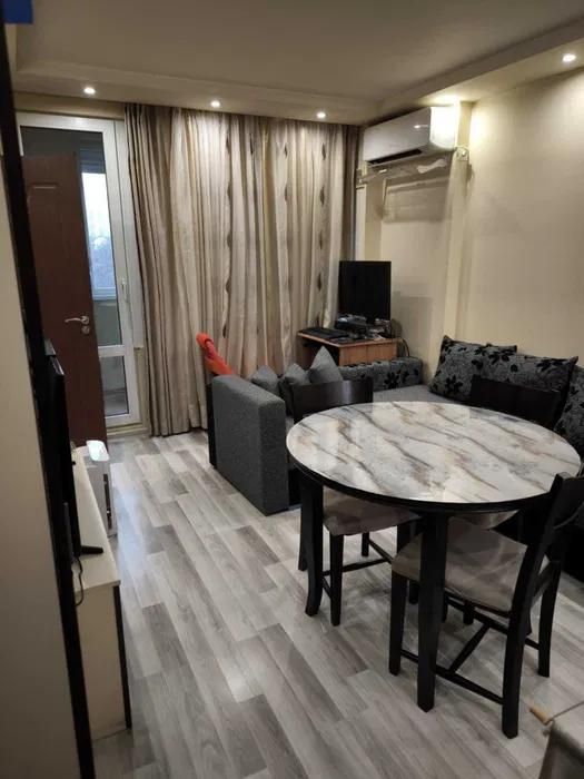 Дава се под наем Двустаен апартамент в София, Белите брези - 50 кв.м за 650 € - Снимка #1