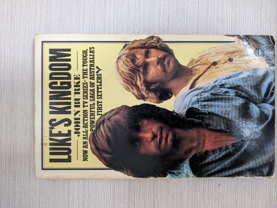 Книги на английски език