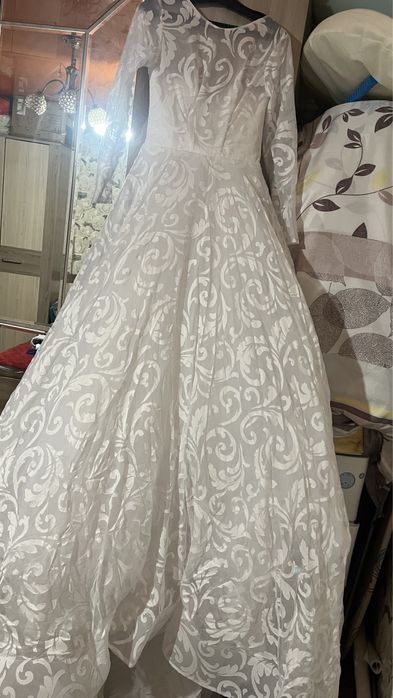 Продам свадебное платье