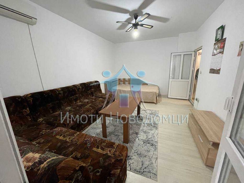 Продава се едностаен апартамент, Шумен, Добруджански