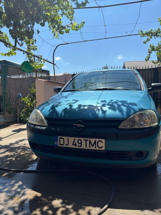 Vând Opel corsa C
