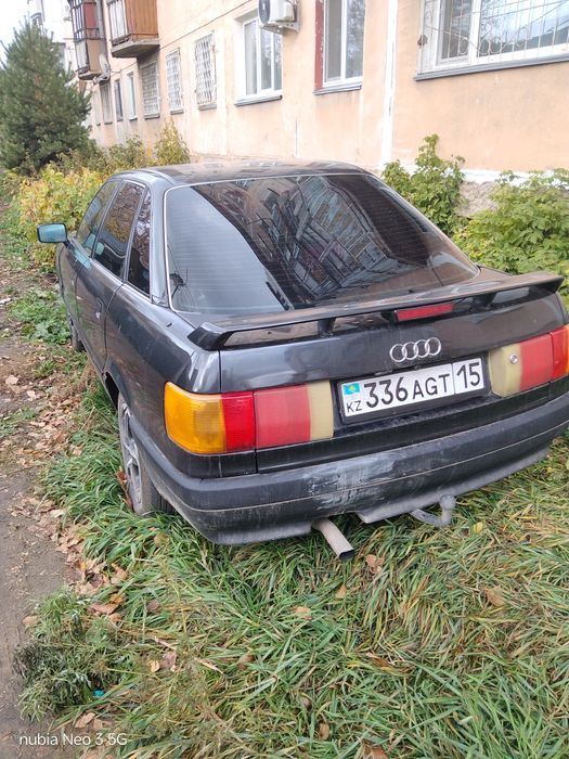 Продам Ауди 80 б3