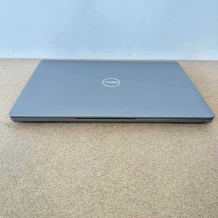 • Лаптоп DELL Latitude 5410 14" Intel Core i5-10210U/16GB RAM/256GB SSD/HDMI
