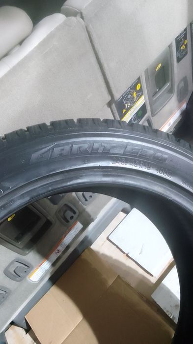 Шины лепучка.отлично состояние