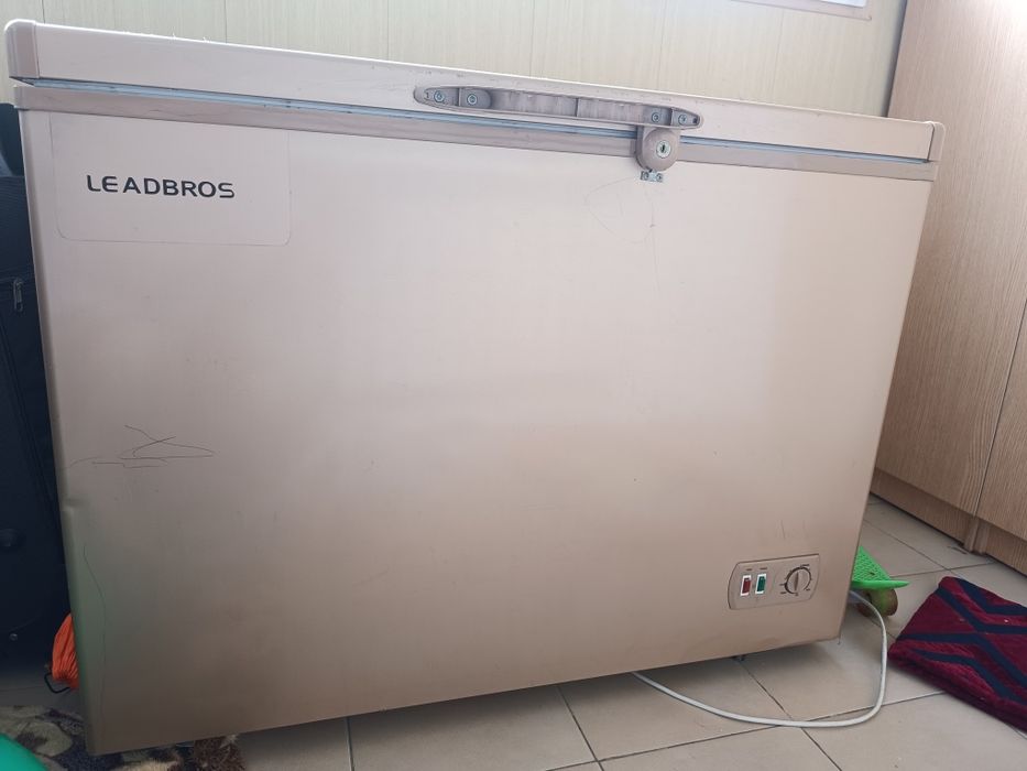 Морозильник  Leadbros 370L