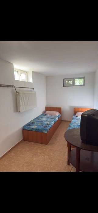 Camere / apartamente de inchiriat