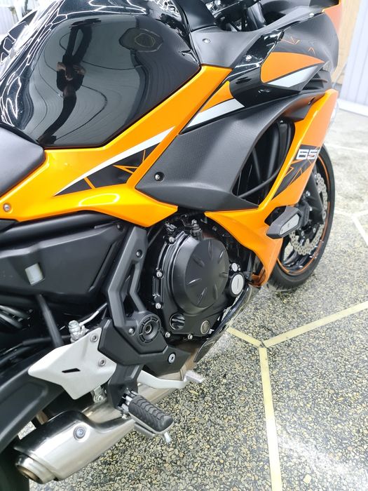 KAWASAKI Ninja 650
