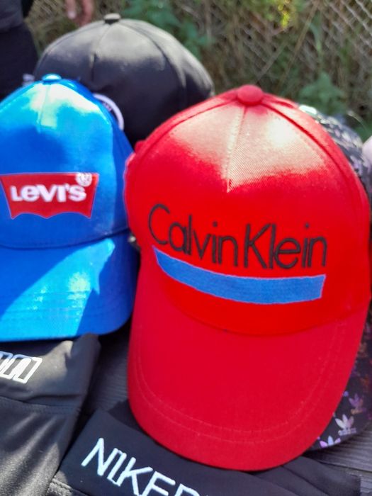 șepci și căciuli unisex !!