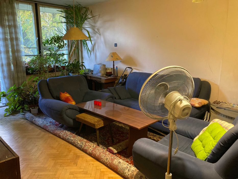 Продава се Четиристаен апартамент в Плевен, Сторгозия - 100 кв.м за 1154 €/кв.м - Снимка #1