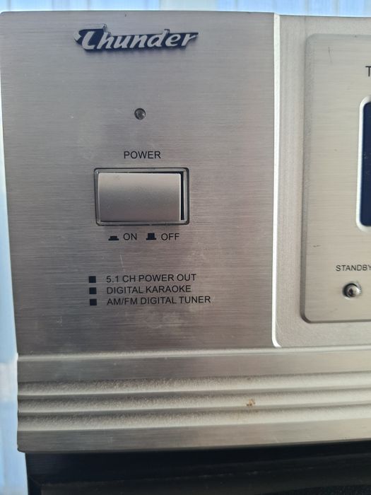 Тонколони и усилвател