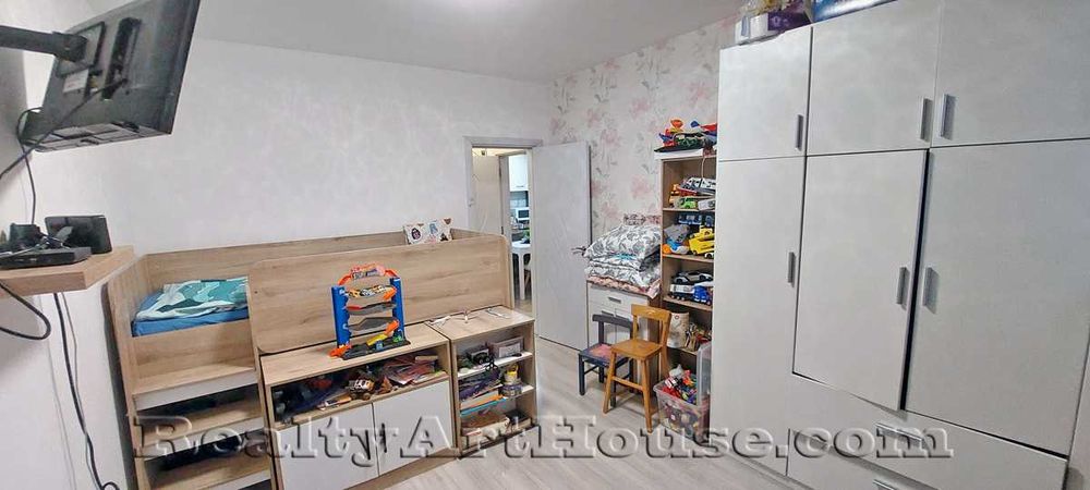 Продава се Двустаен апартамент в София, Люлин 2 - 101 кв.м за 1882 €/кв.м - Снимка #4