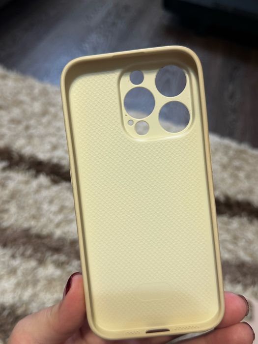 Продам чехлы на Iphone