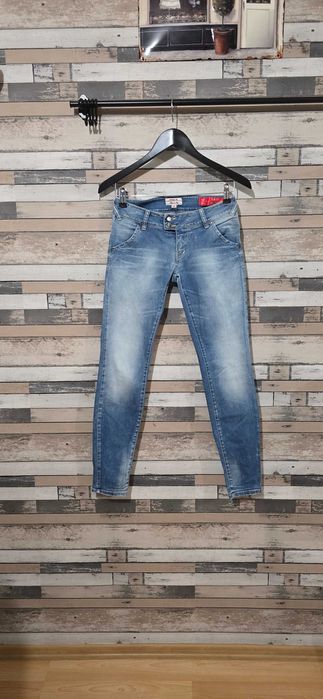 Мет W/26-дамски дънки (х-925)