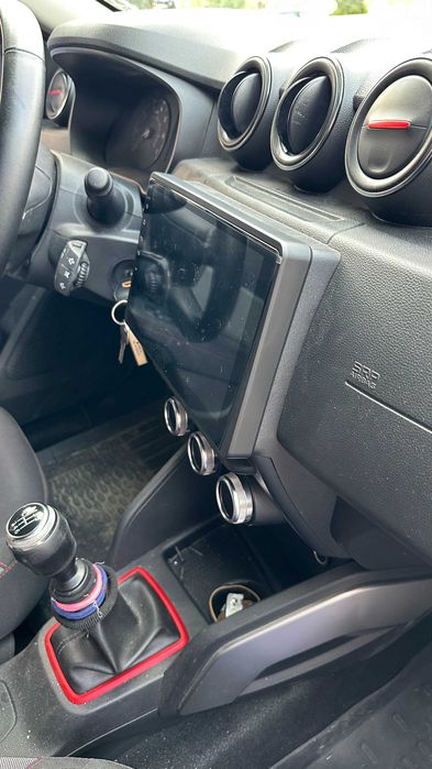 Navigatie android Dacia Duster 2 SIM DSP Camera CarPlay AndroidAuto